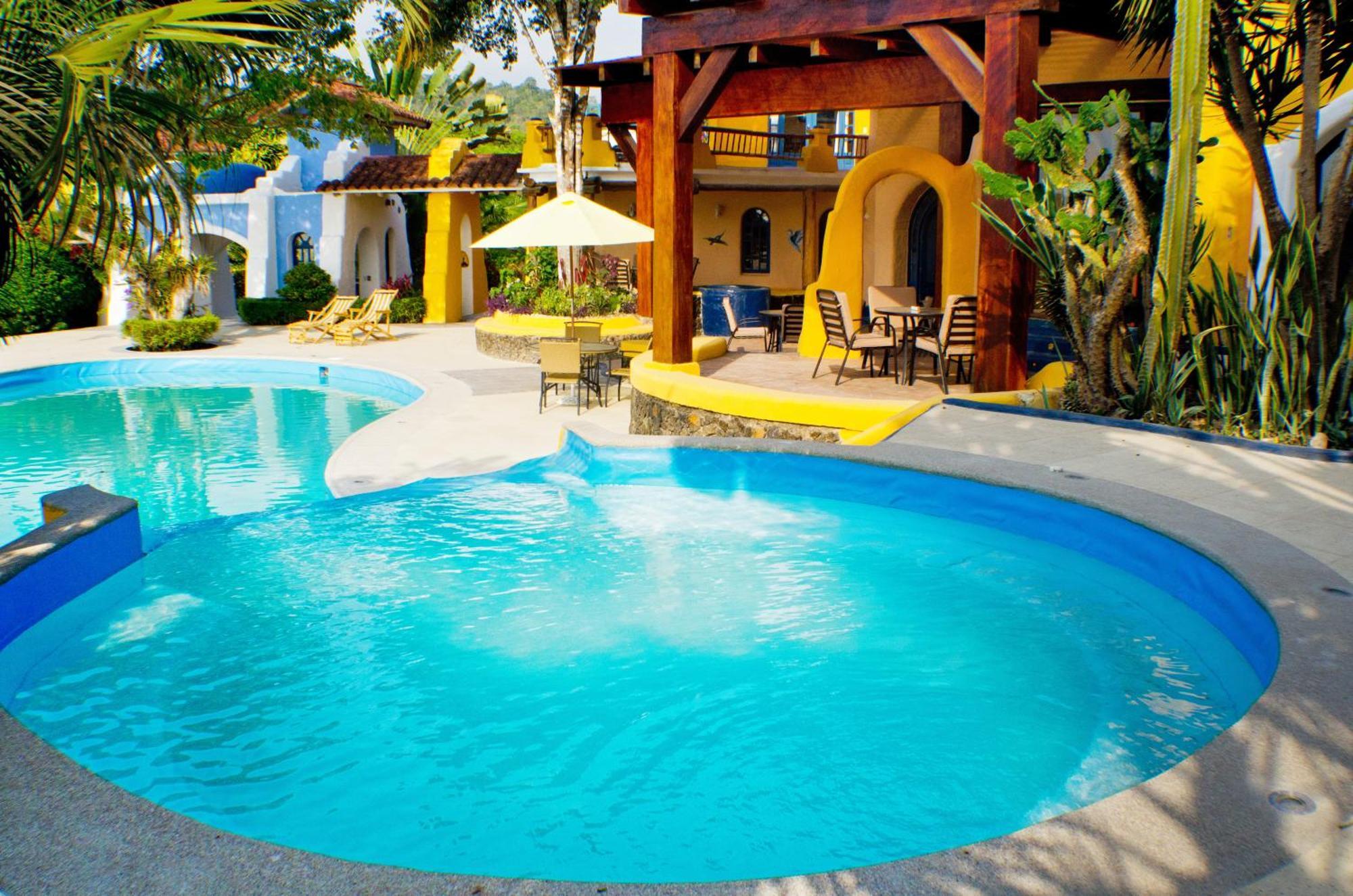 Mantaraya Lodge ปูแอร์โตโลเปซ ภายนอก รูปภาพ