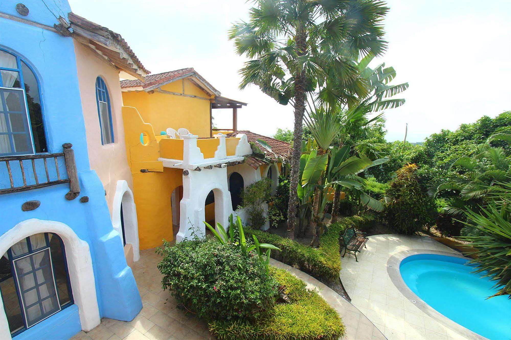 Mantaraya Lodge ปูแอร์โตโลเปซ ภายนอก รูปภาพ